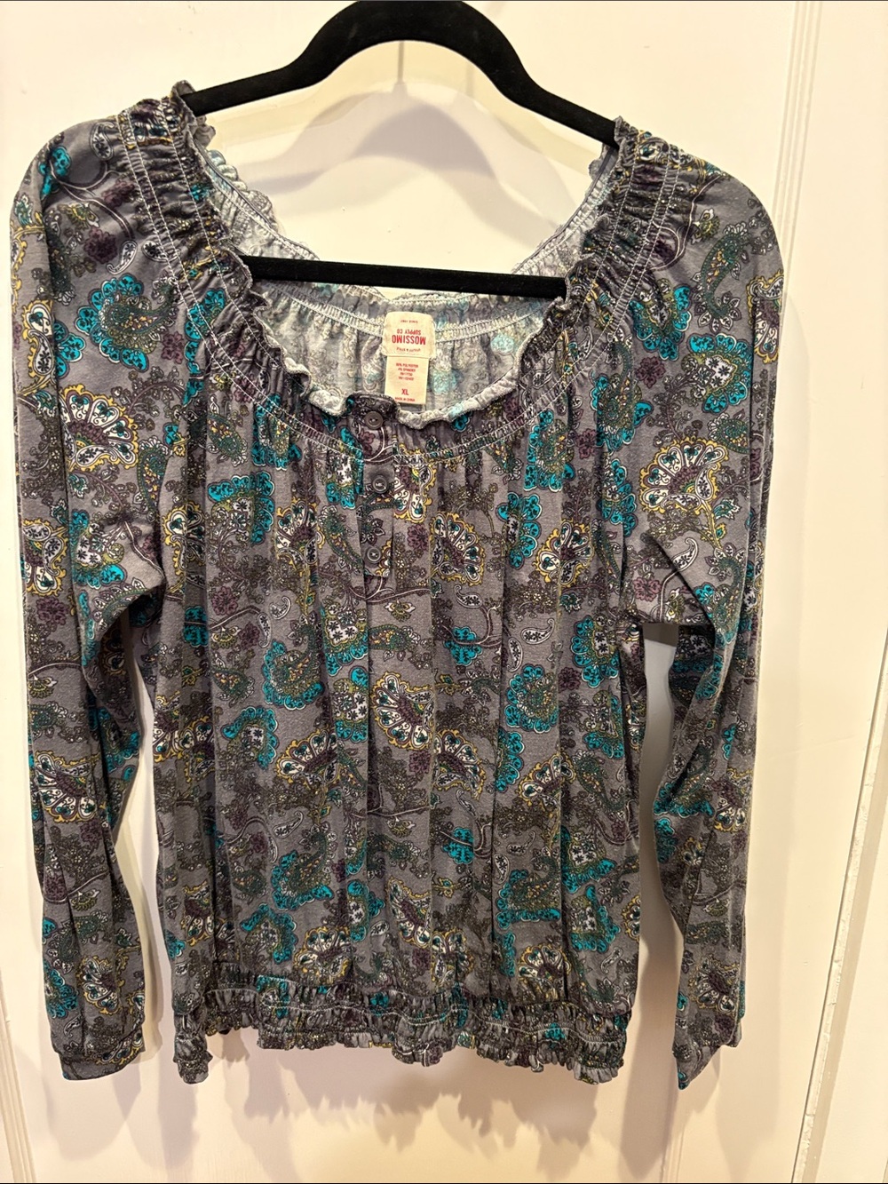 Mossimo Supply Co. Gray Paisley Smocked-Neck Top with Teal Accents BN534